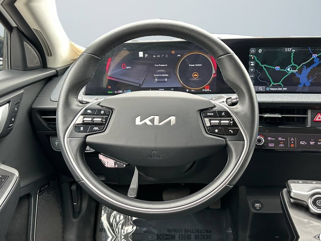 Used 2024 Kia EV6 Wind RWD image 12
