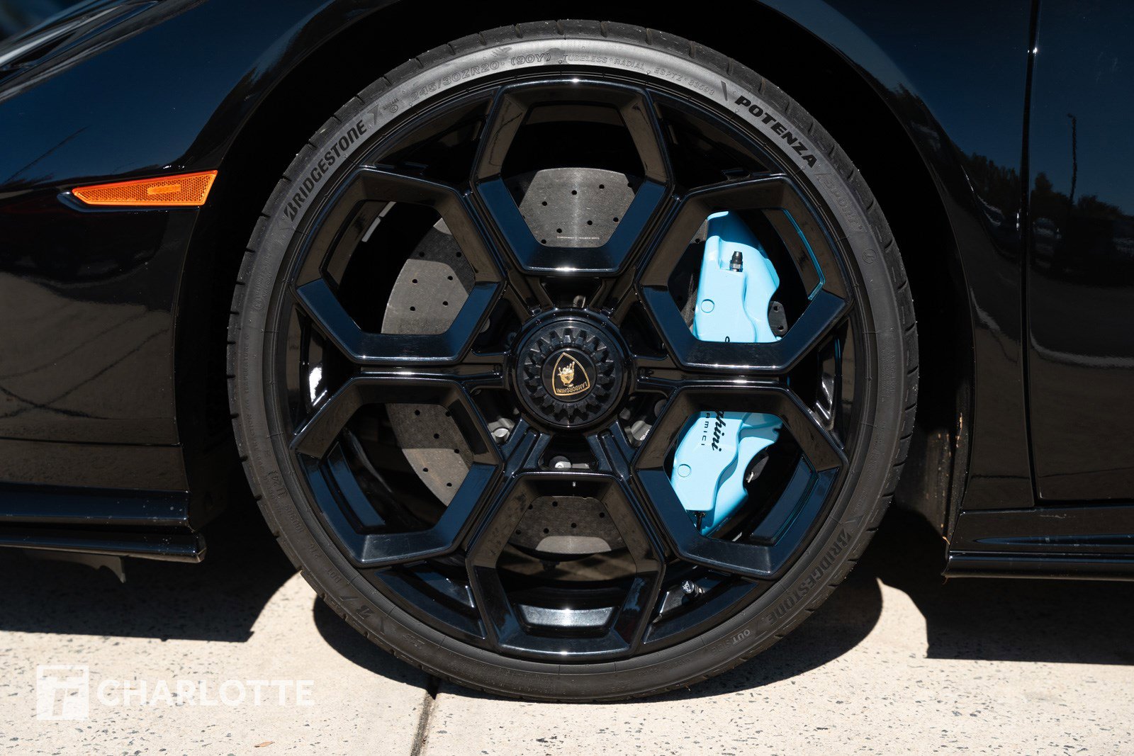 Used 2024 Lamborghini Huracan Tecnica image 10