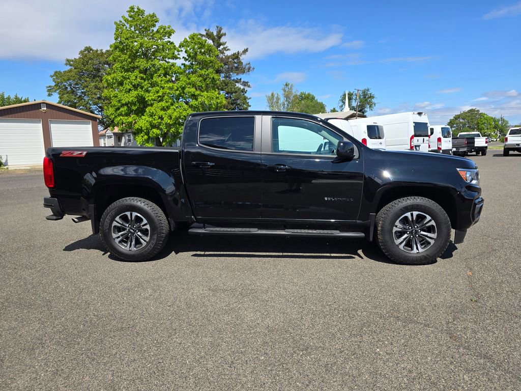 Used 2022 Chevrolet Colorado Z71 image 2