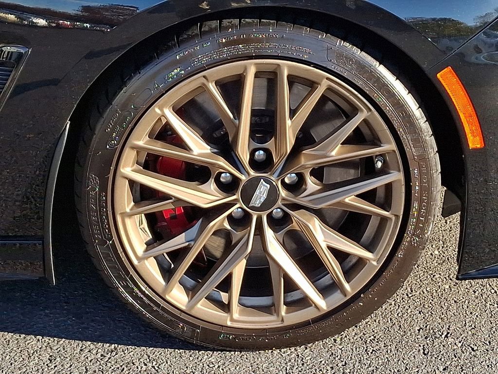 Used 2025 Cadillac CT4 V Blackwing w/ Technology Package image 8