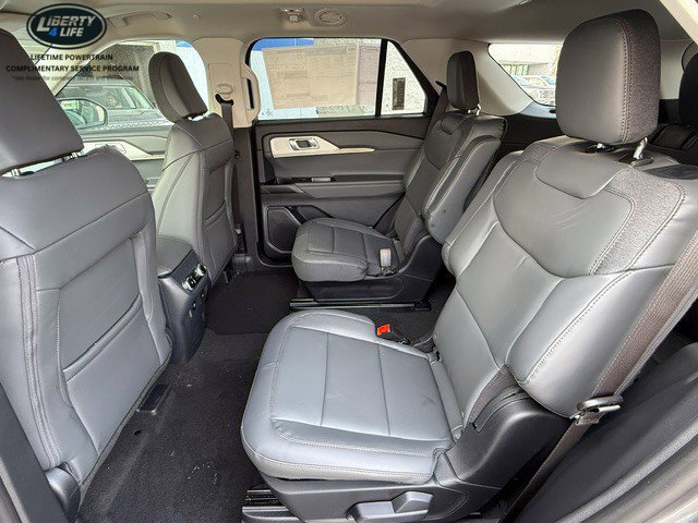 New 2026 Ford Explorer Active w/ Active Comfort Package AWD/4WD image 13