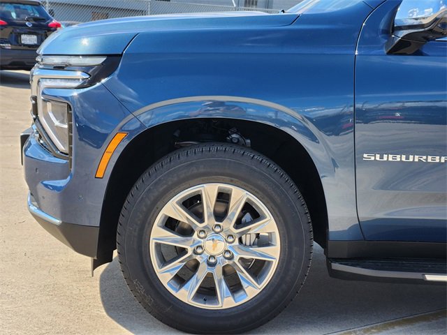 New 2026 Chevrolet Suburban Premier image 6