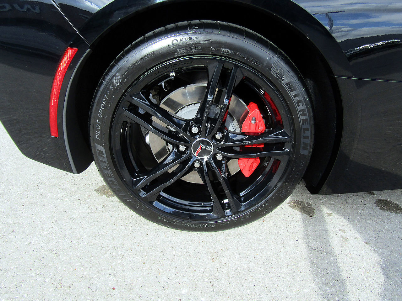 Used 2017 Chevrolet Corvette Stingray Convertible w/ 2LT Preferred Equipment Group image 23