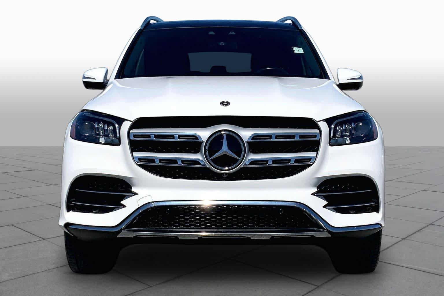 Used 2023 Mercedes-Benz GLS 450 4MATIC image 4