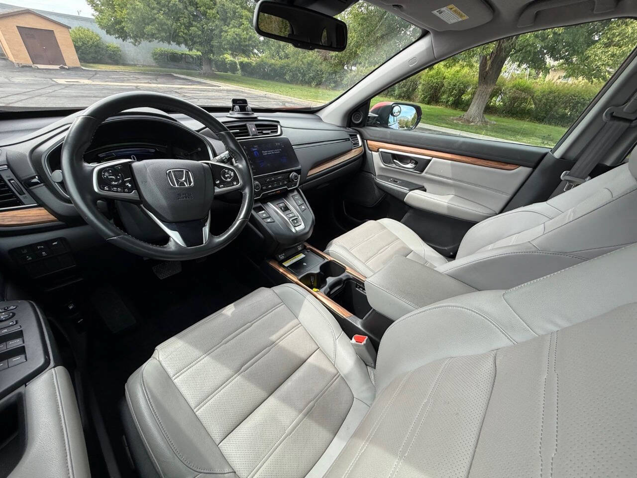 Used 2022 Honda CR-V Touring image 9