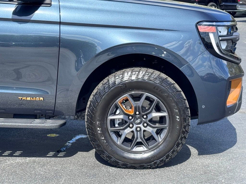 Used 2025 Ford Expedition Tremor image 23