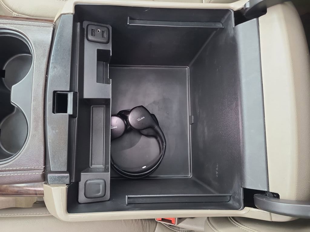 Used 2017 Chevrolet Tahoe LT image 41