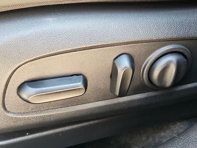 Used 2025 Buick Envista Avenir FWD image 15