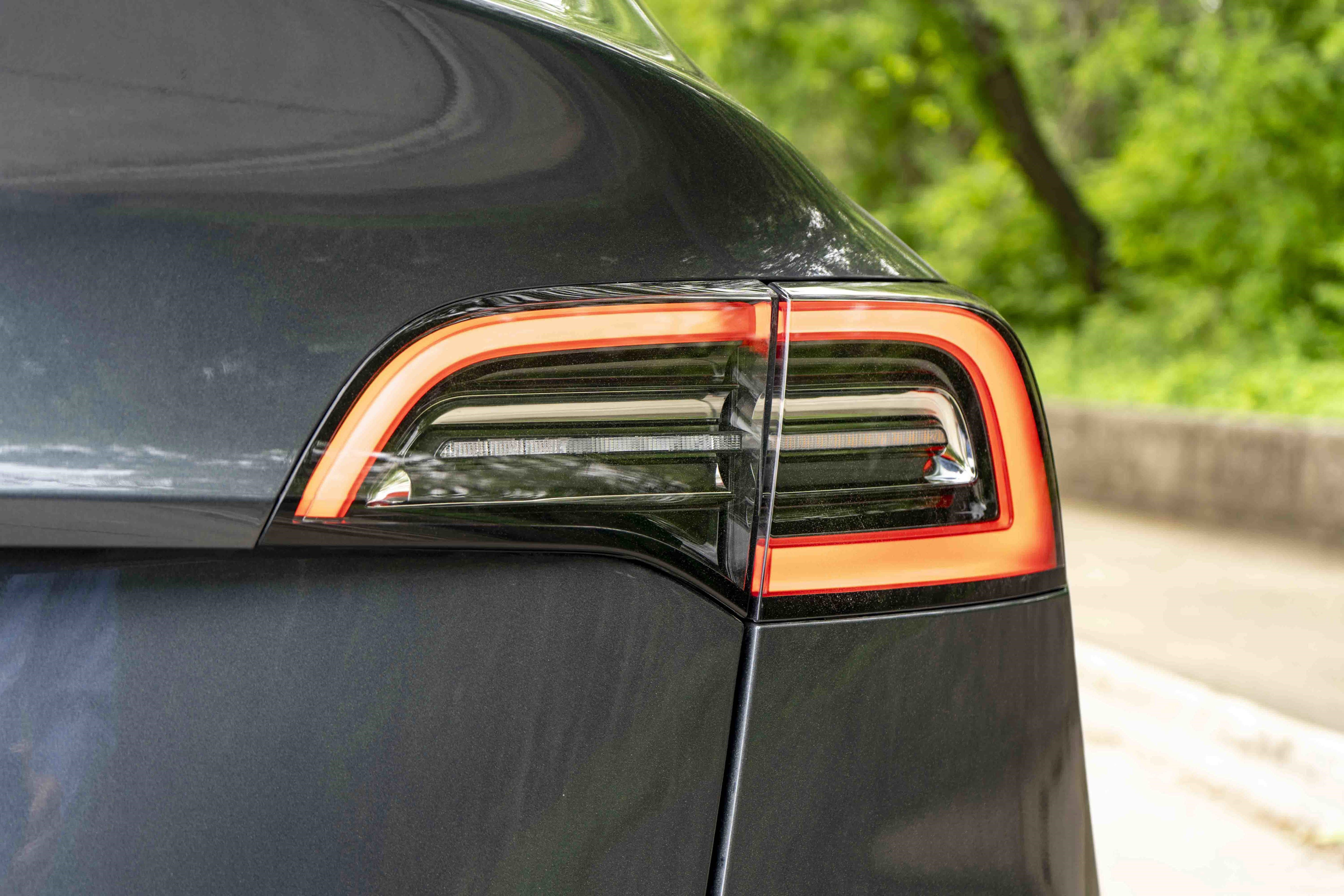 Used 2023 Tesla Model Y AWD image 13
