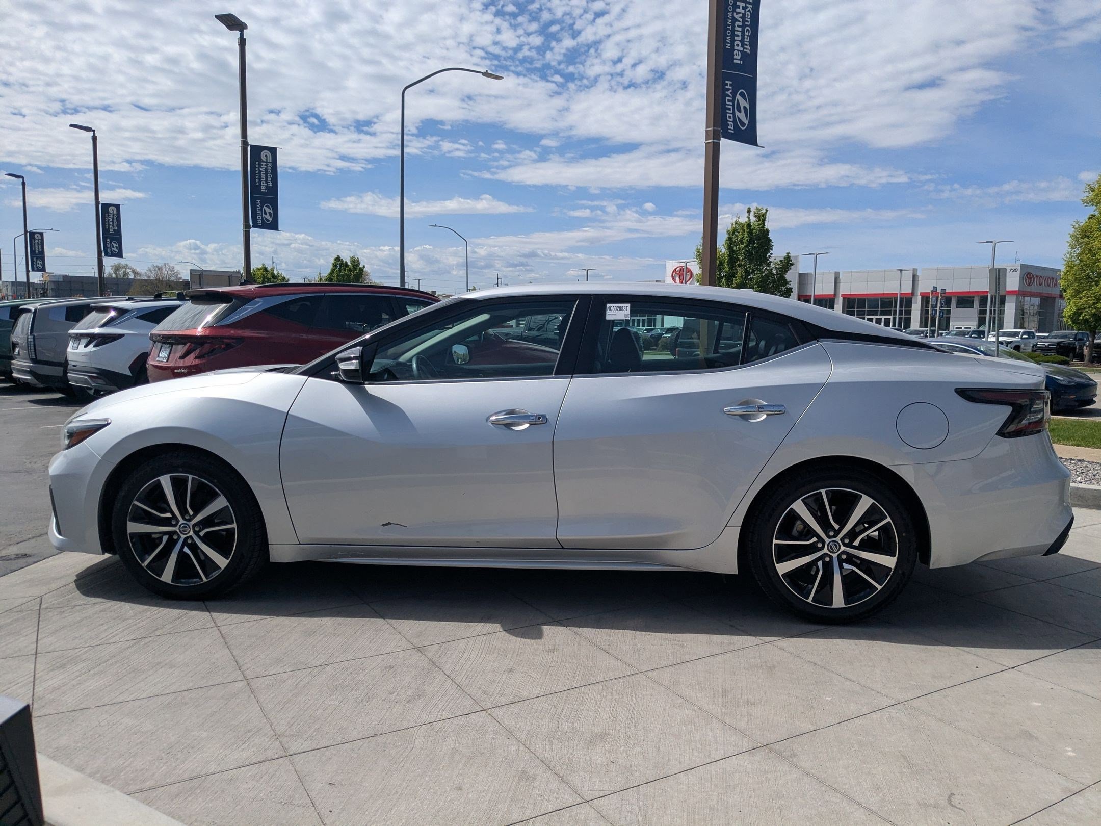 Used 2022 Nissan Maxima SV w/ Floor Mat Group image 8