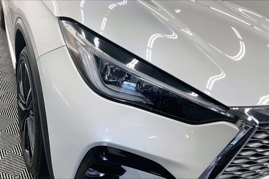 Used 2023 INFINITI QX55 Essential image 26