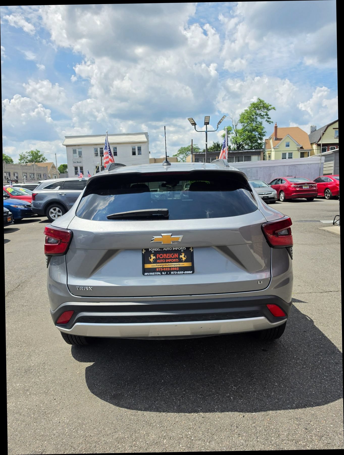 Used 2025 Chevrolet Trax LT FWD image 8