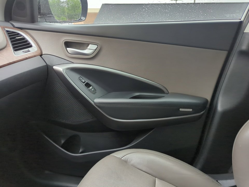 Used 2018 Hyundai Santa Fe Sport FWD image 31
