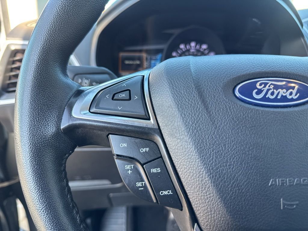 Used 2024 Ford Edge SEL image 23