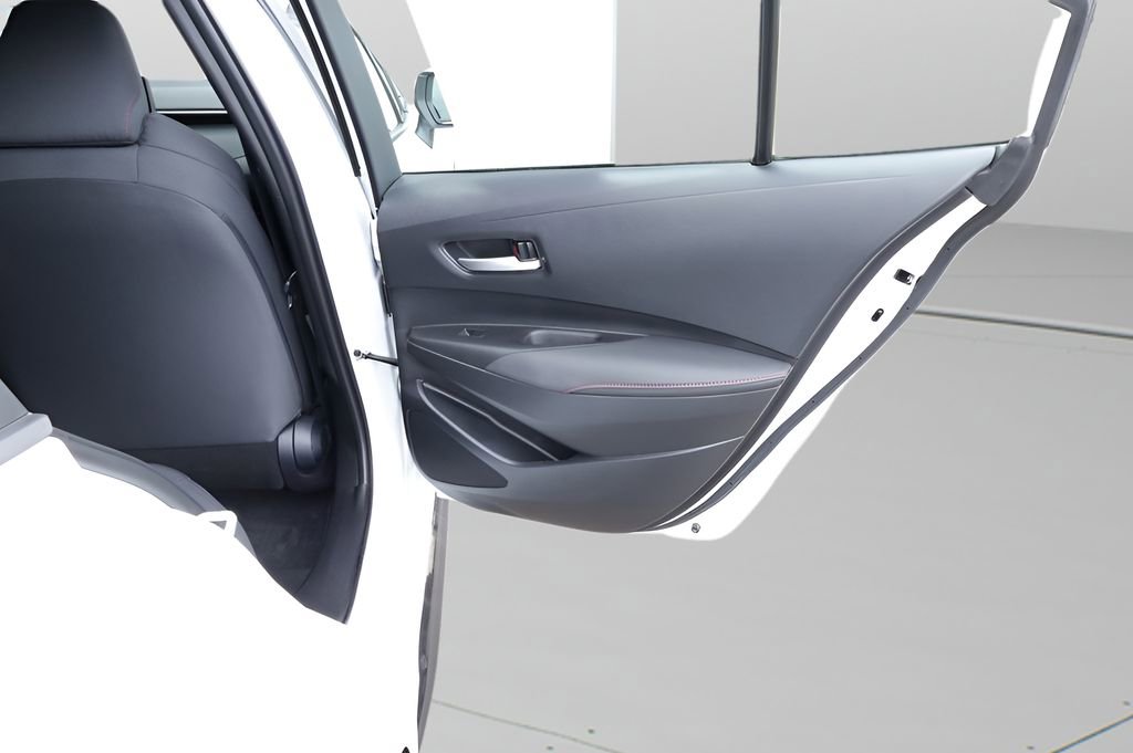 Certified 2023 Toyota Corolla SE w/ Carpet Mat Package (TMS) image 18