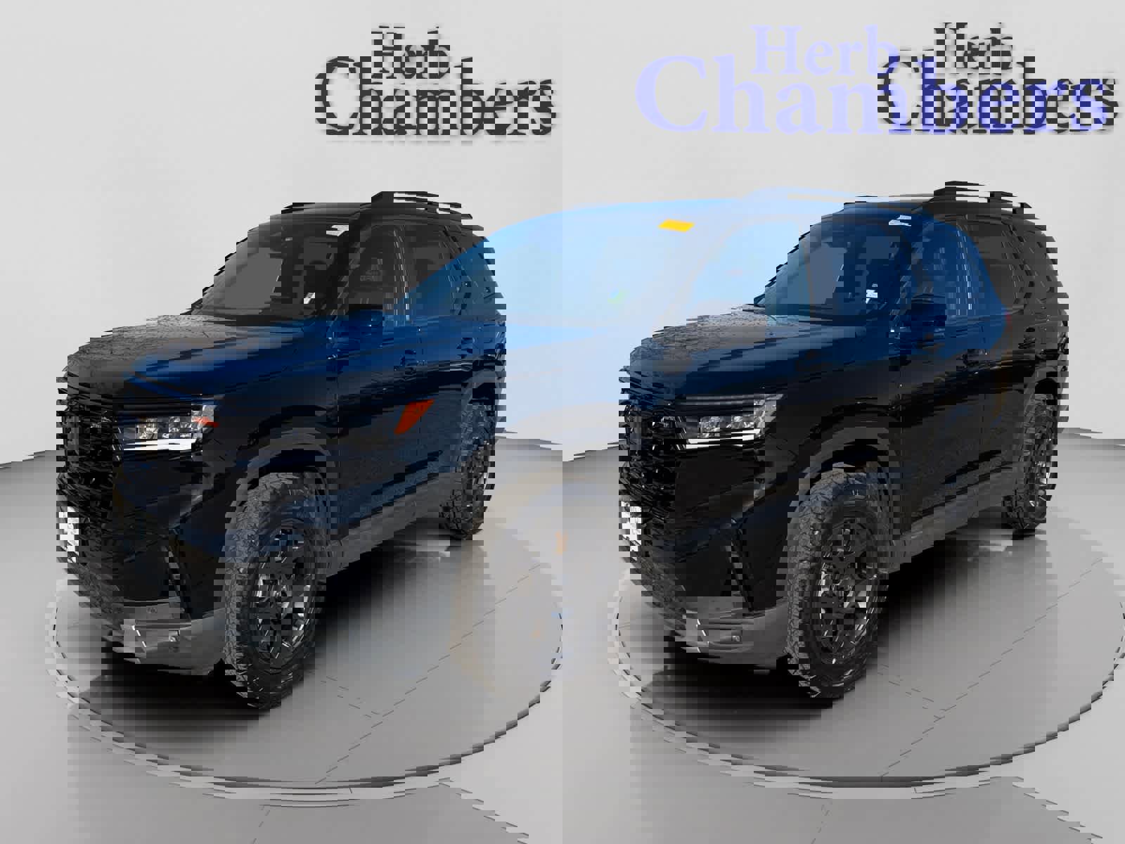 Used 2025 Honda Pilot TrailSport image 10