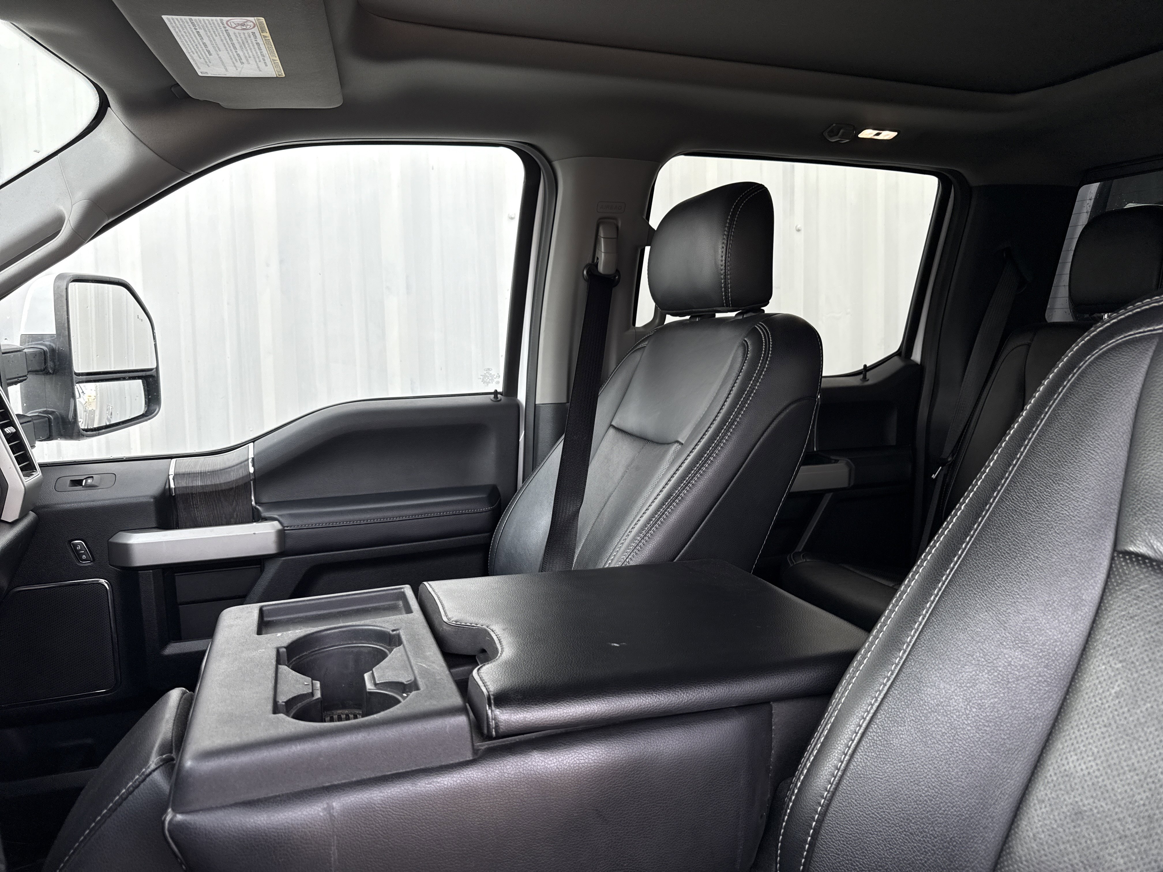 Used 2020 Ford F250 Lariat image 24