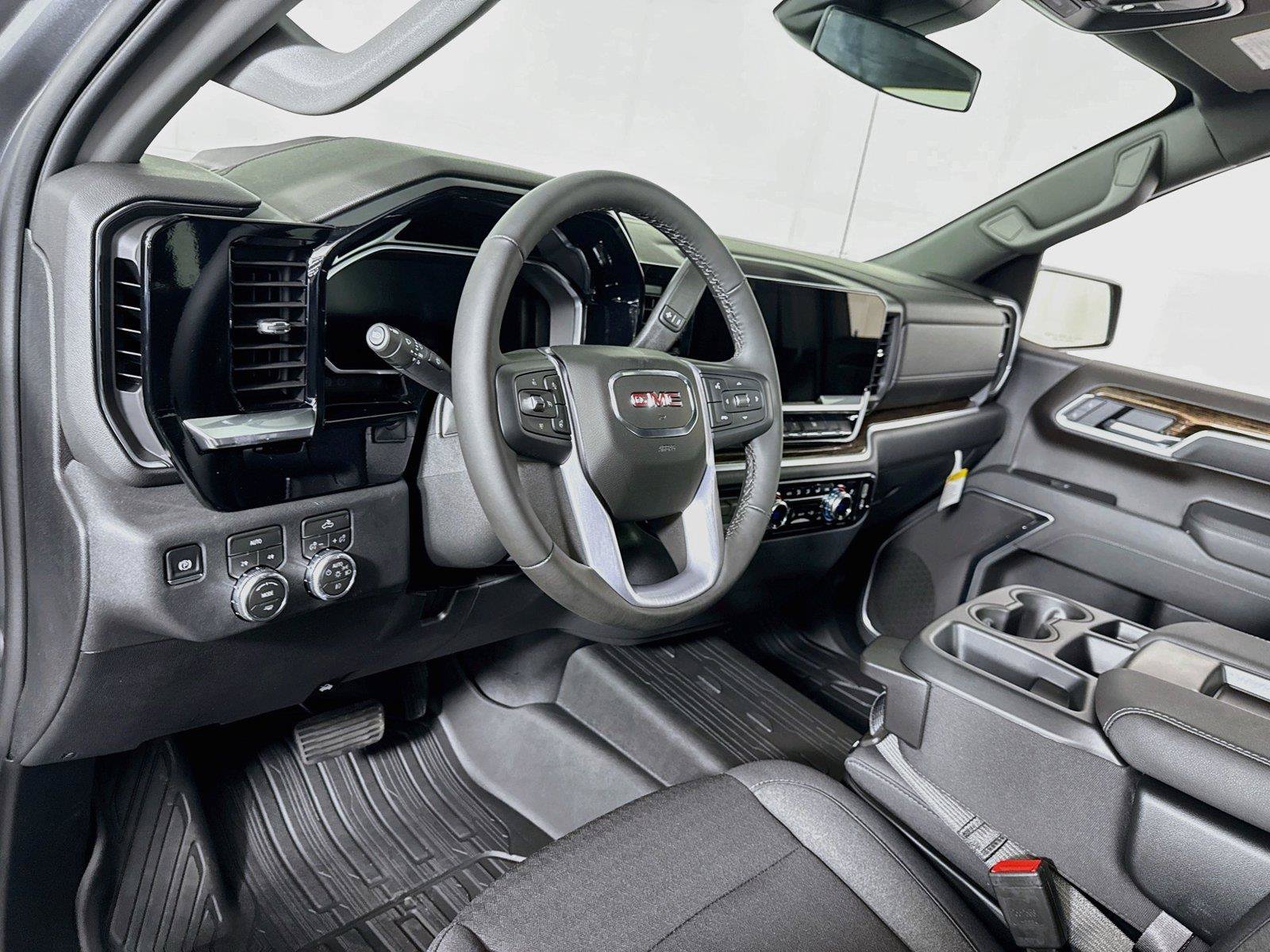 New 2026 GMC Sierra 1500 Elevation w/ Elevation Select Package AWD/4WD image 3
