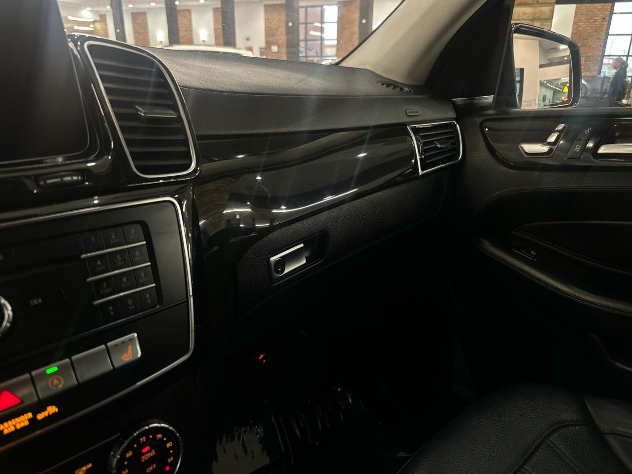 Used 2018 Mercedes-Benz GLE 43 AMG 4MATIC w/ Night Package image 24