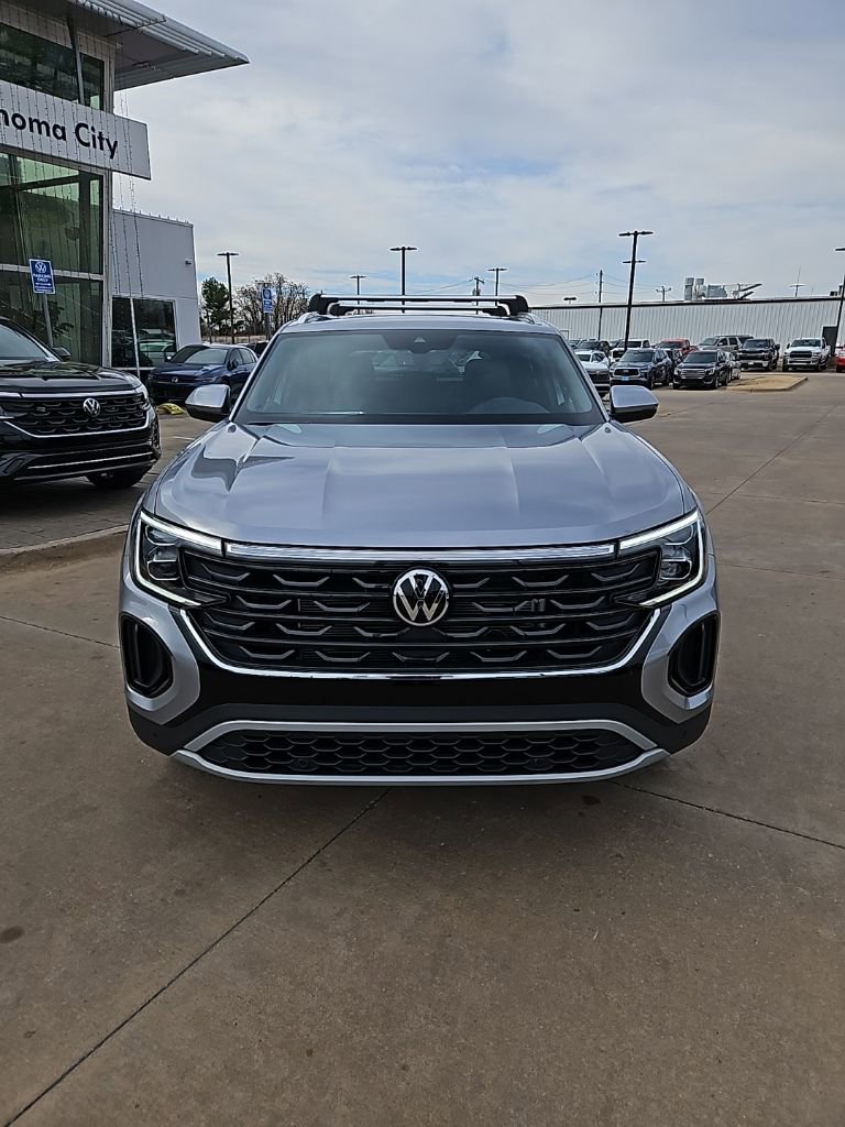 New 2026 Volkswagen Atlas Cross Sport SE image 2