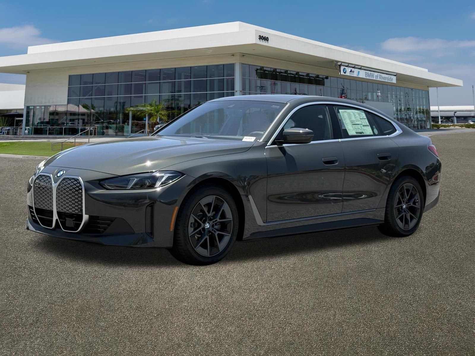 New 2026 BMW i4 eDrive40 w/ Driving Assistance Package RWD image 4