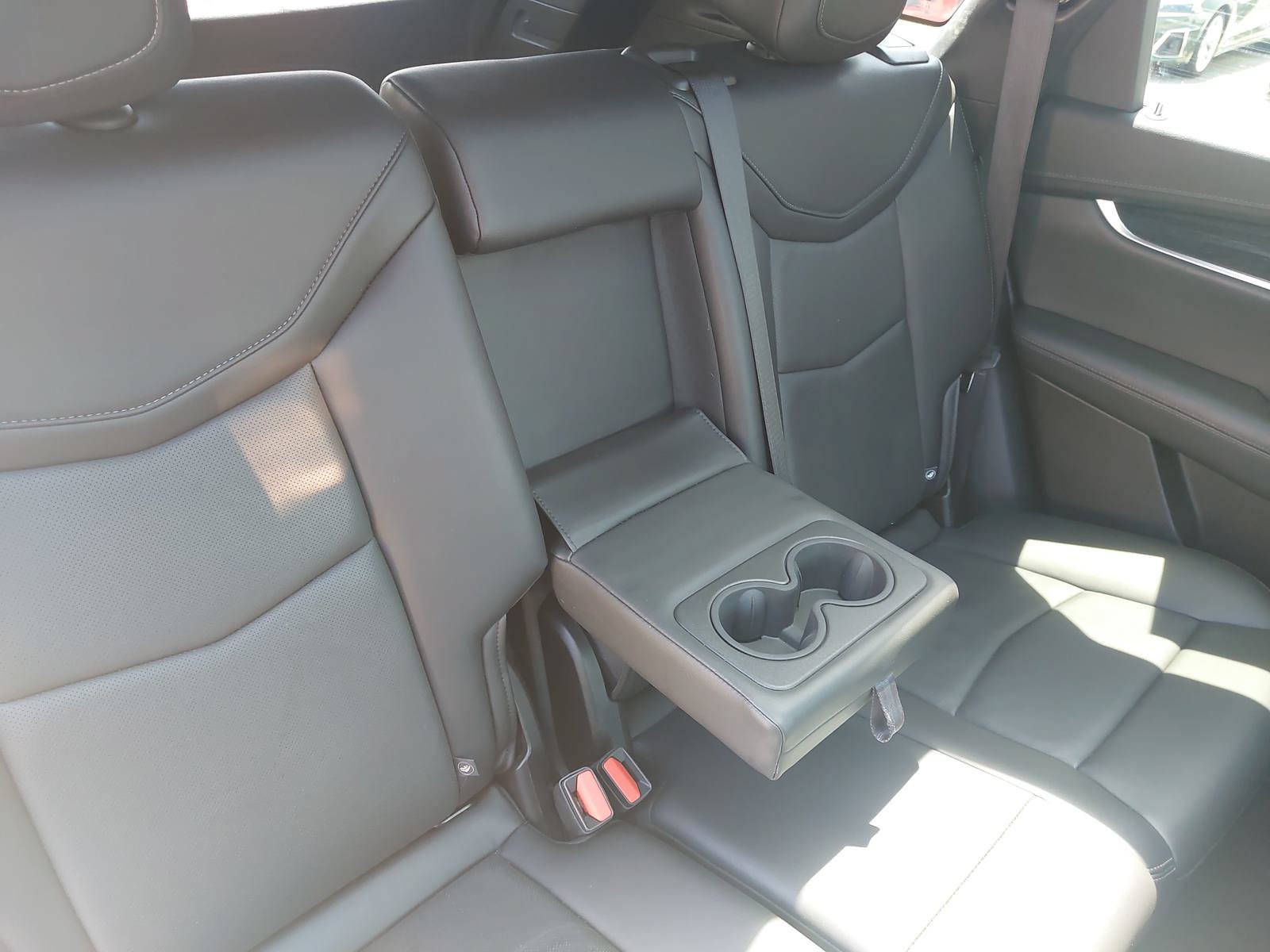 Used 2023 Cadillac XT5 Premium Luxury FWD image 11