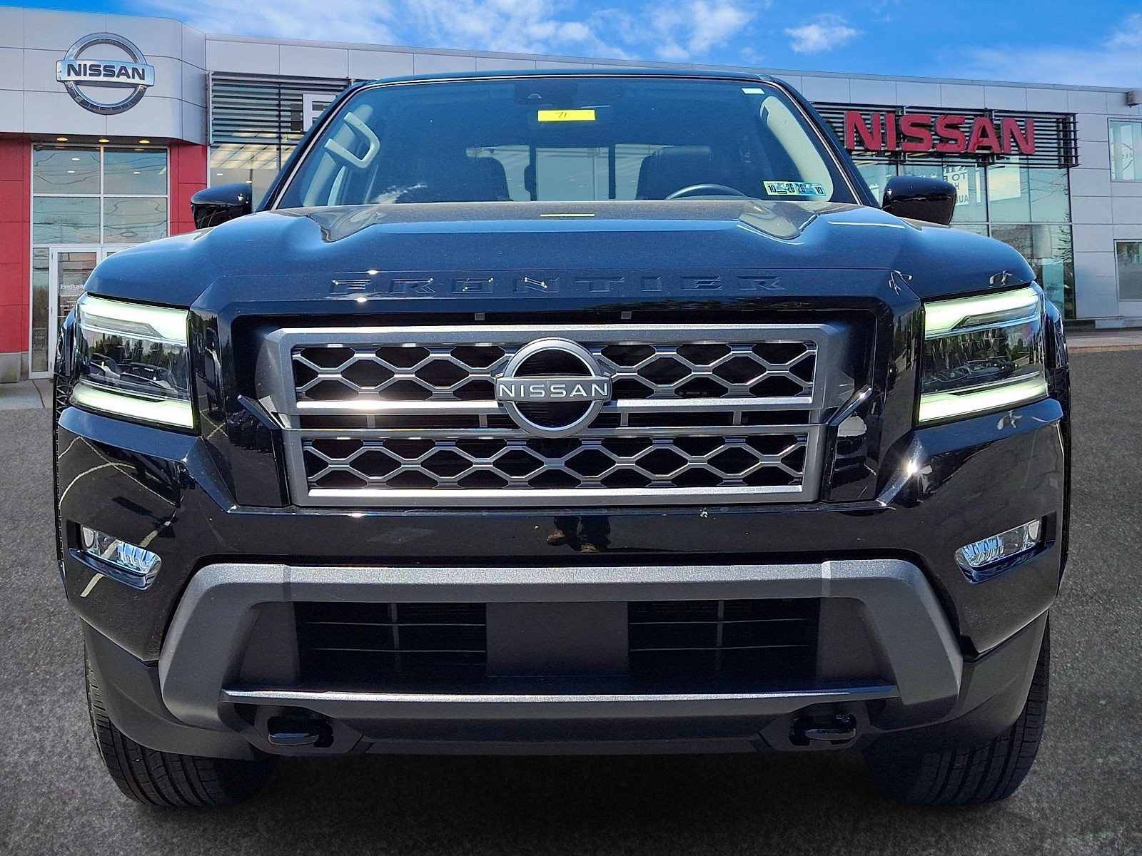 Certified 2024 Nissan Frontier SL w/ Technology Package AWD/4WD video 2