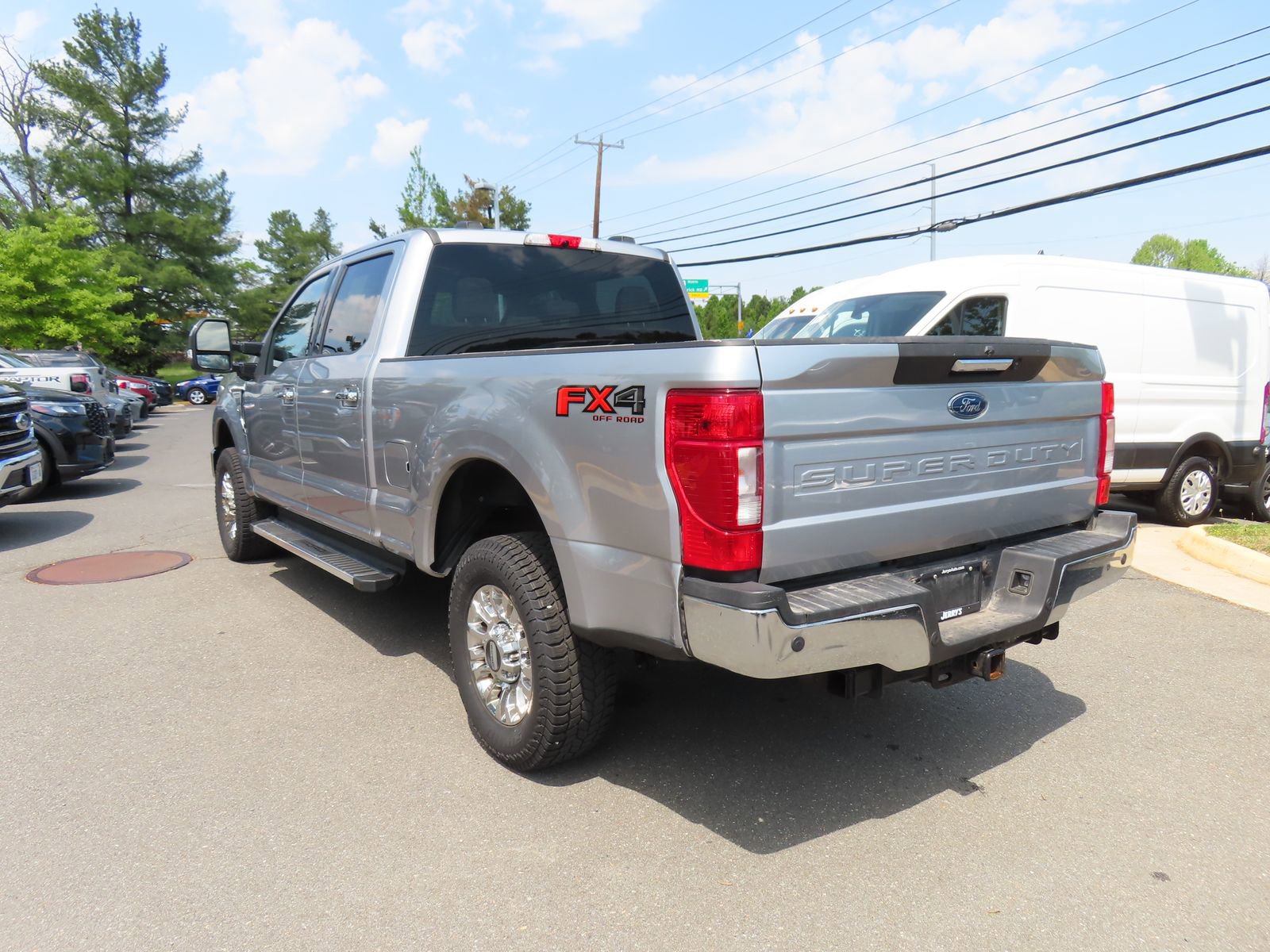 Used 2022 Ford F250 XLT w/ XLT Premium Package AWD/4WD image 7