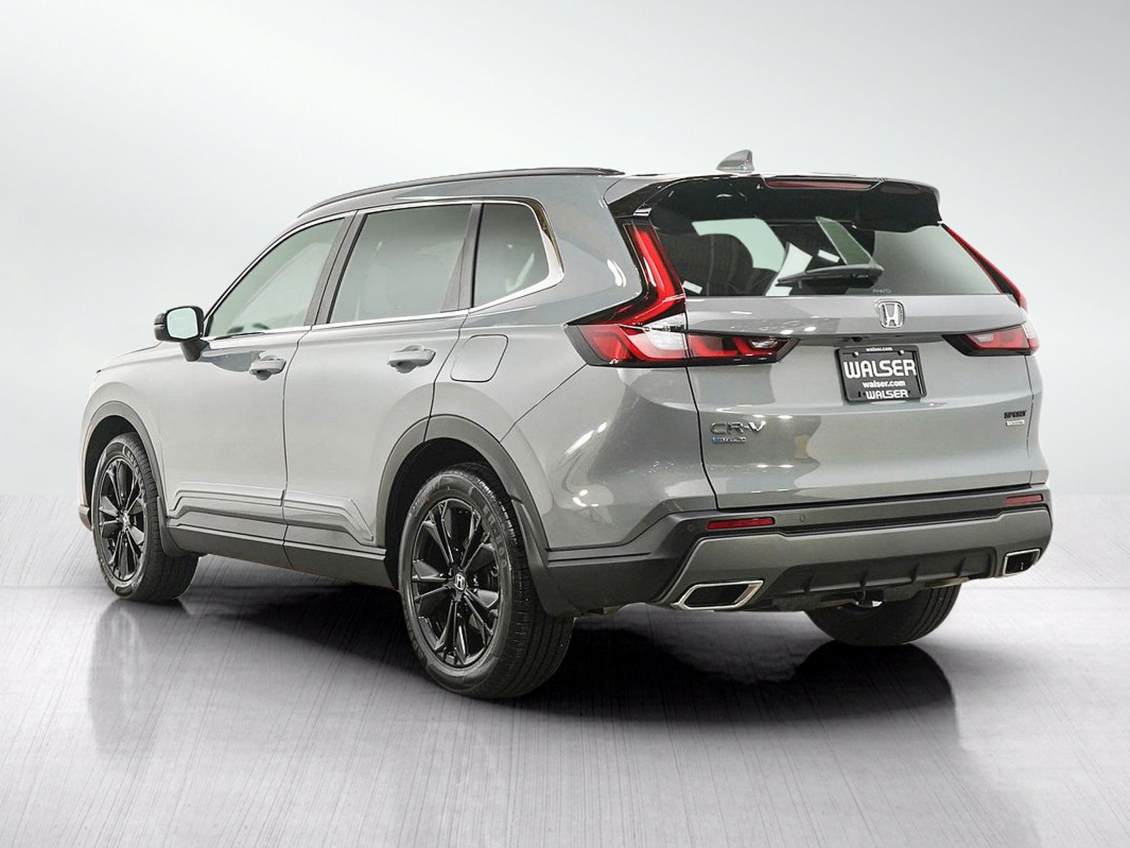 Used 2024 Honda CR-V Sport Touring image 3