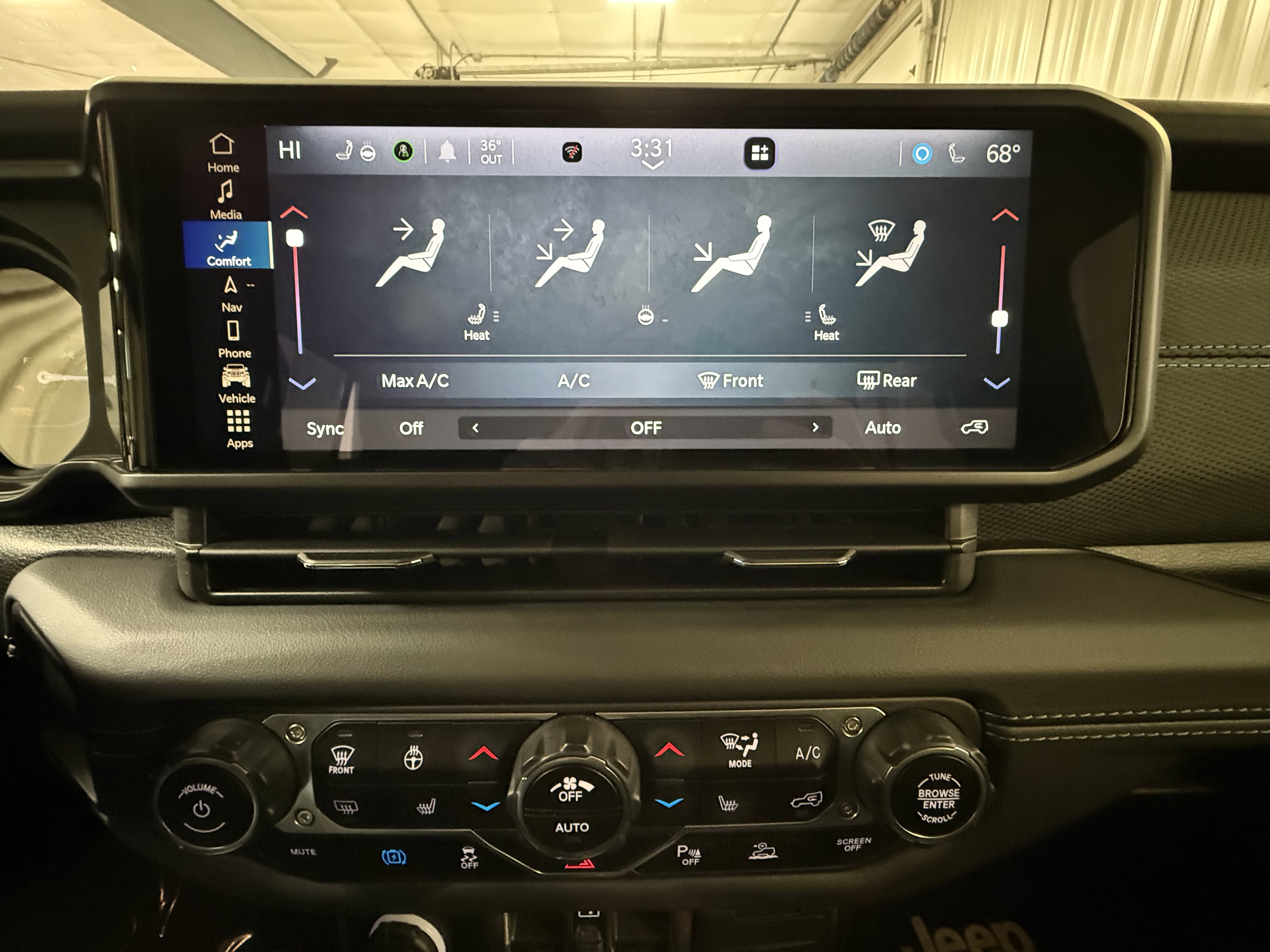 Used 2024 Jeep Wrangler Unlimited Rubicon 4xe w/ Technology Group image 33