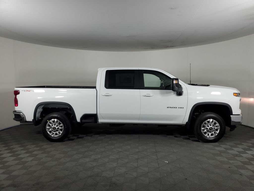 New 2026 Chevrolet Silverado 2500 LT w/ Safety Package AWD/4WD image 2