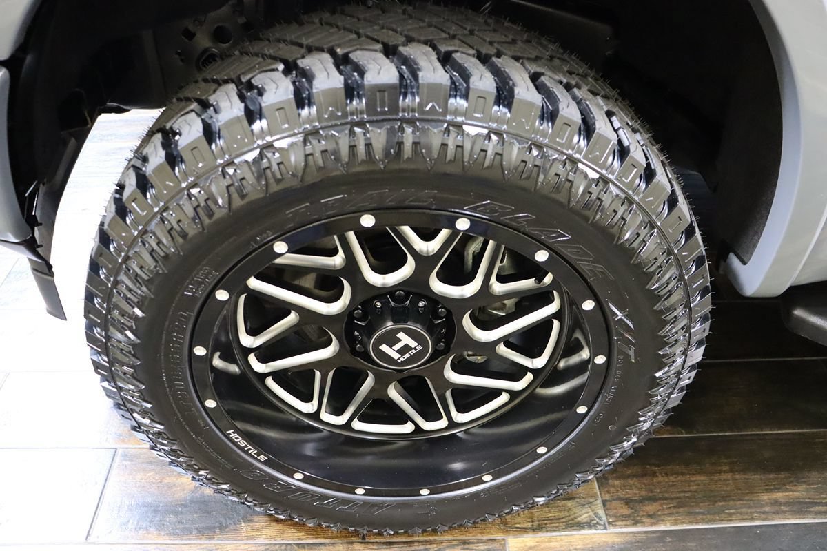 Used 2019 Ford F150 XLT w/ Equipment Group 302A Luxury AWD/4WD image 35