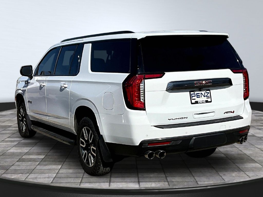 Used 2022 GMC Yukon XL AT4 AWD/4WD image 5