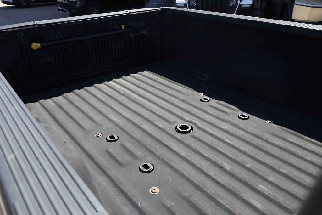 Used 2015 Ford F350 Lariat w/ Lariat Ultimate Package AWD/4WD image 21