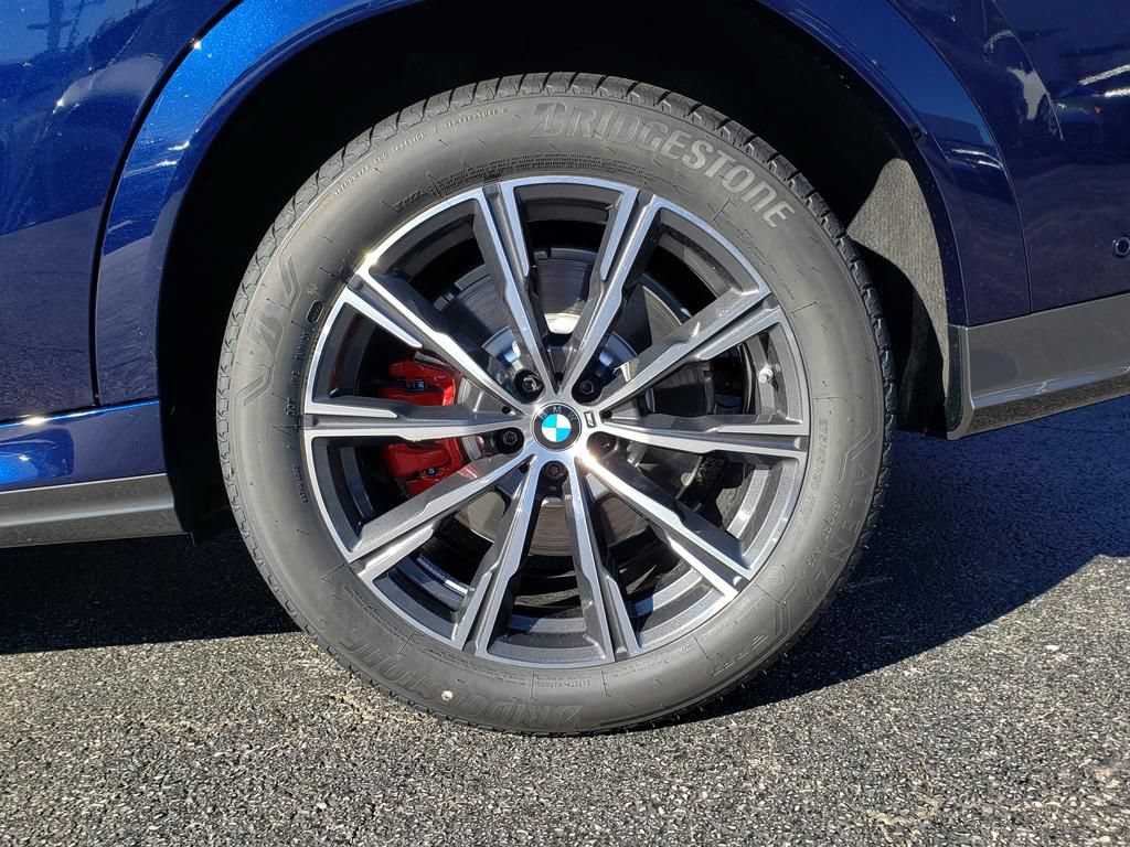 New 2026 BMW X6 M60i AWD/4WD image 12