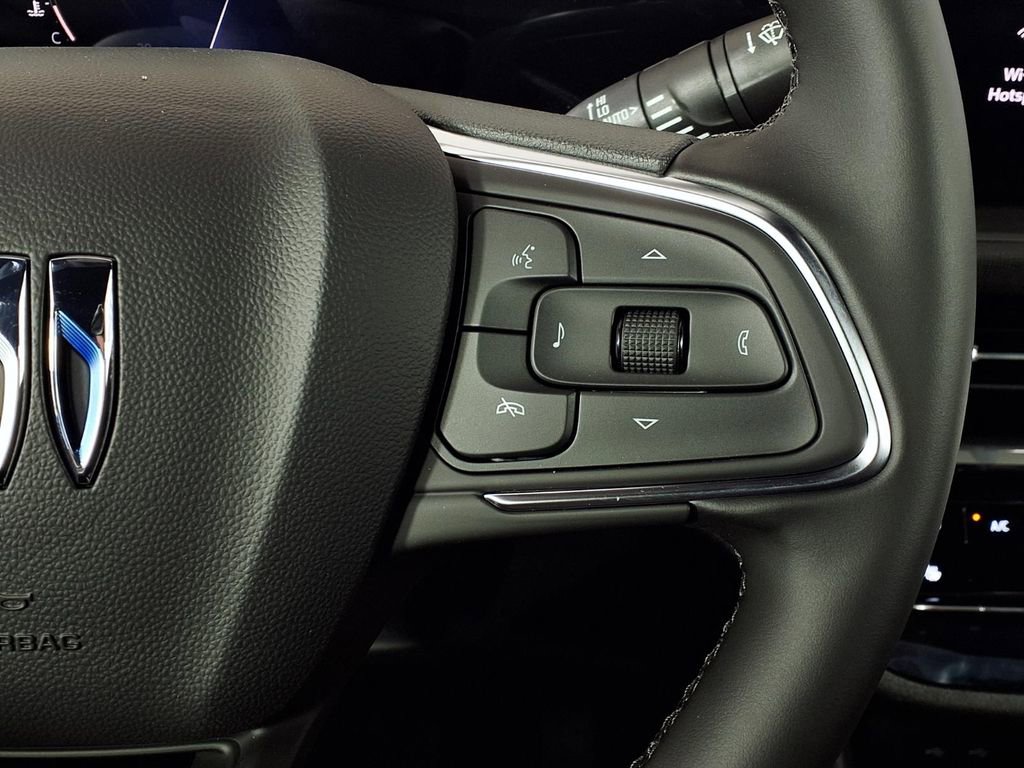 New 2026 Buick Envista Avenir image 18