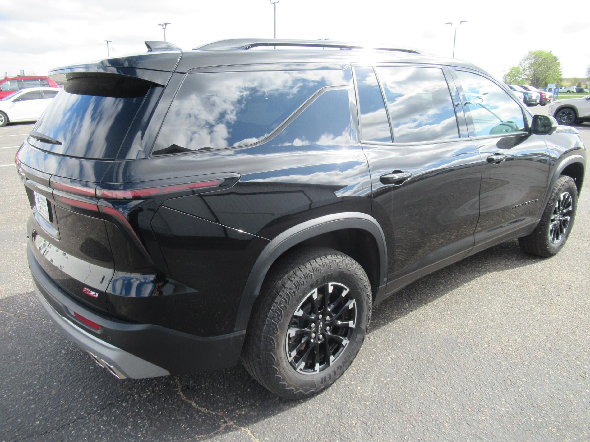 Certified 2024 Chevrolet Traverse Z71 AWD/4WD image 5