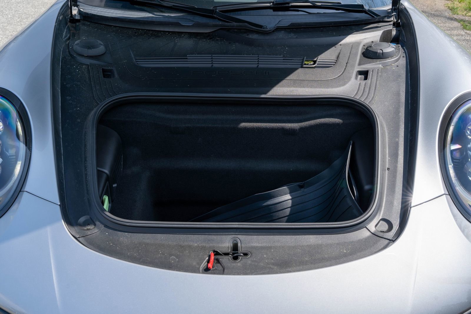 Certified 2018 Porsche 911 Turbo image 18