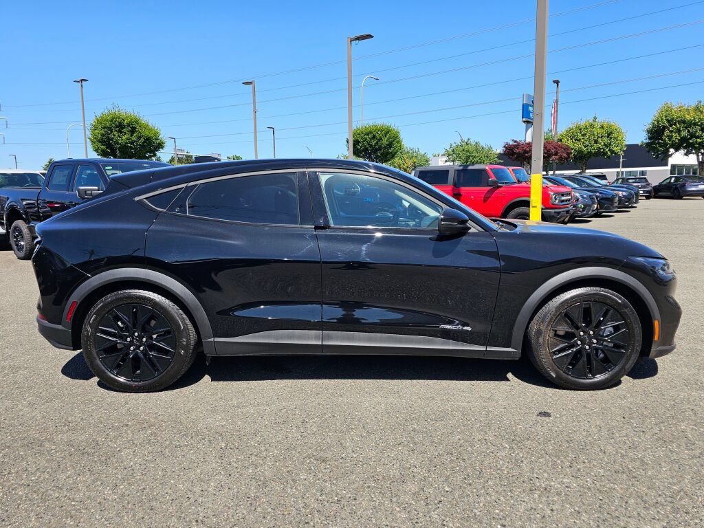 Certified 2025 Ford Mustang Mach-E Select AWD/4WD image 7