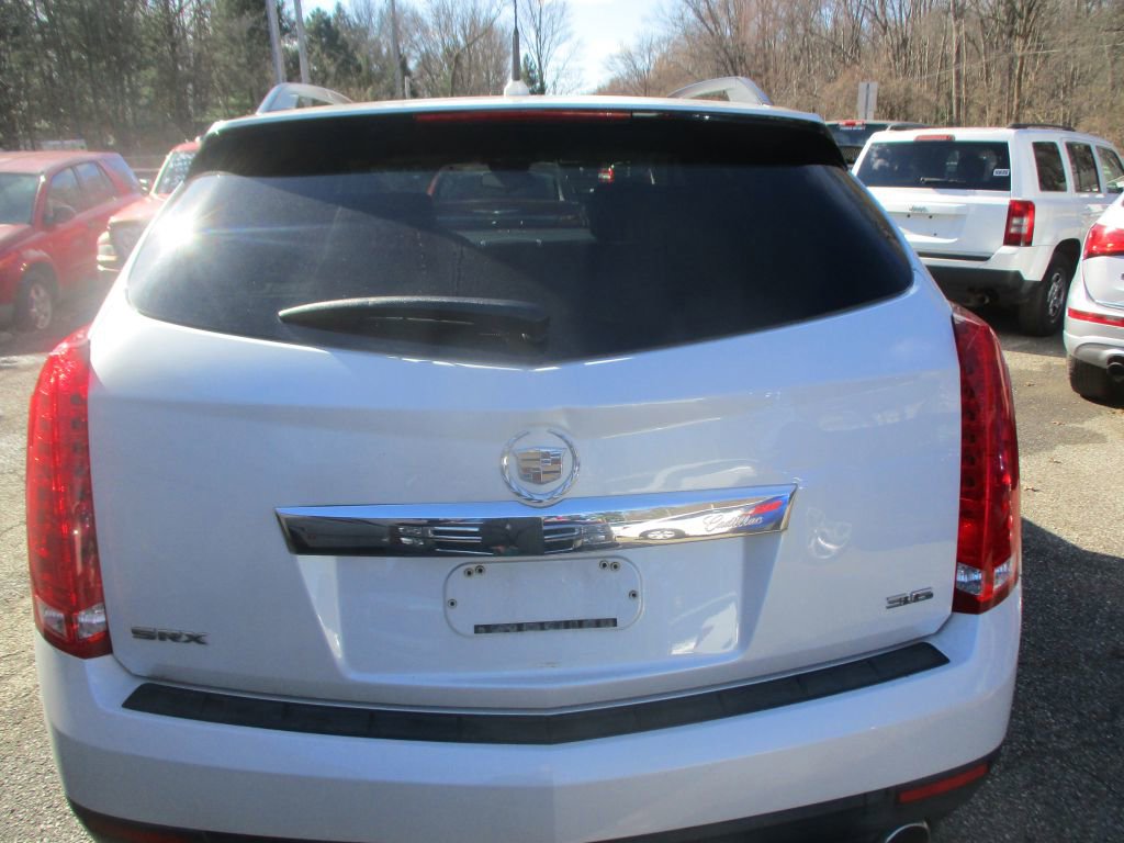Used 2012 Cadillac SRX FWD image 6