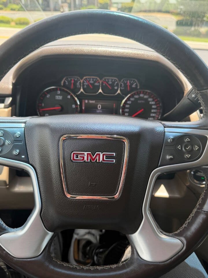 Used 2015 GMC Yukon XL SLT w/ Open Road Package AWD/4WD image 18