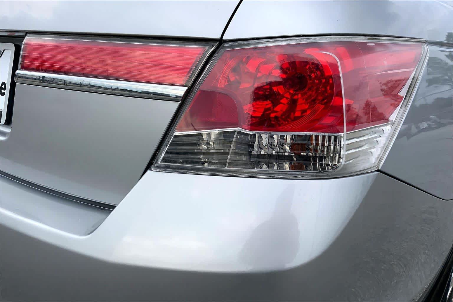 Used 2011 Honda Accord LX image 28