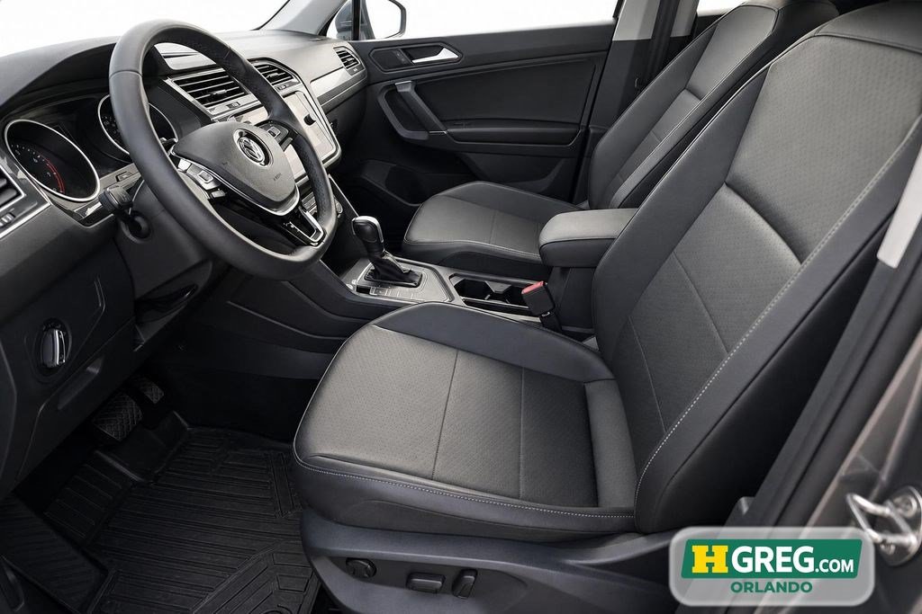 Used 2020 Volkswagen Tiguan SE FWD image 10