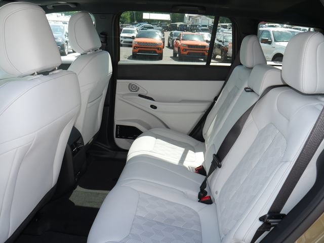 New 2026 Jeep Cherokee Overland AWD/4WD image 25
