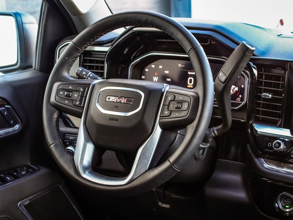 Used 2024 GMC Sierra 1500 Elevation image 24