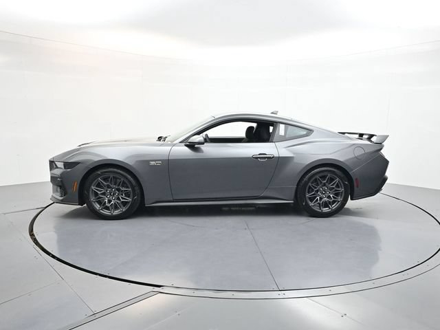 New 2026 Ford Mustang GT w/ GT Performance Package RWD image 4