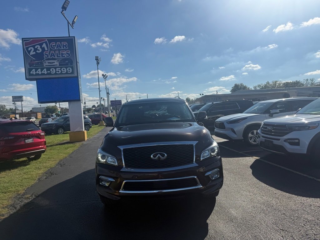 Used 2017 INFINITI QX80 4WD w/ Driver Assistance Package image 8