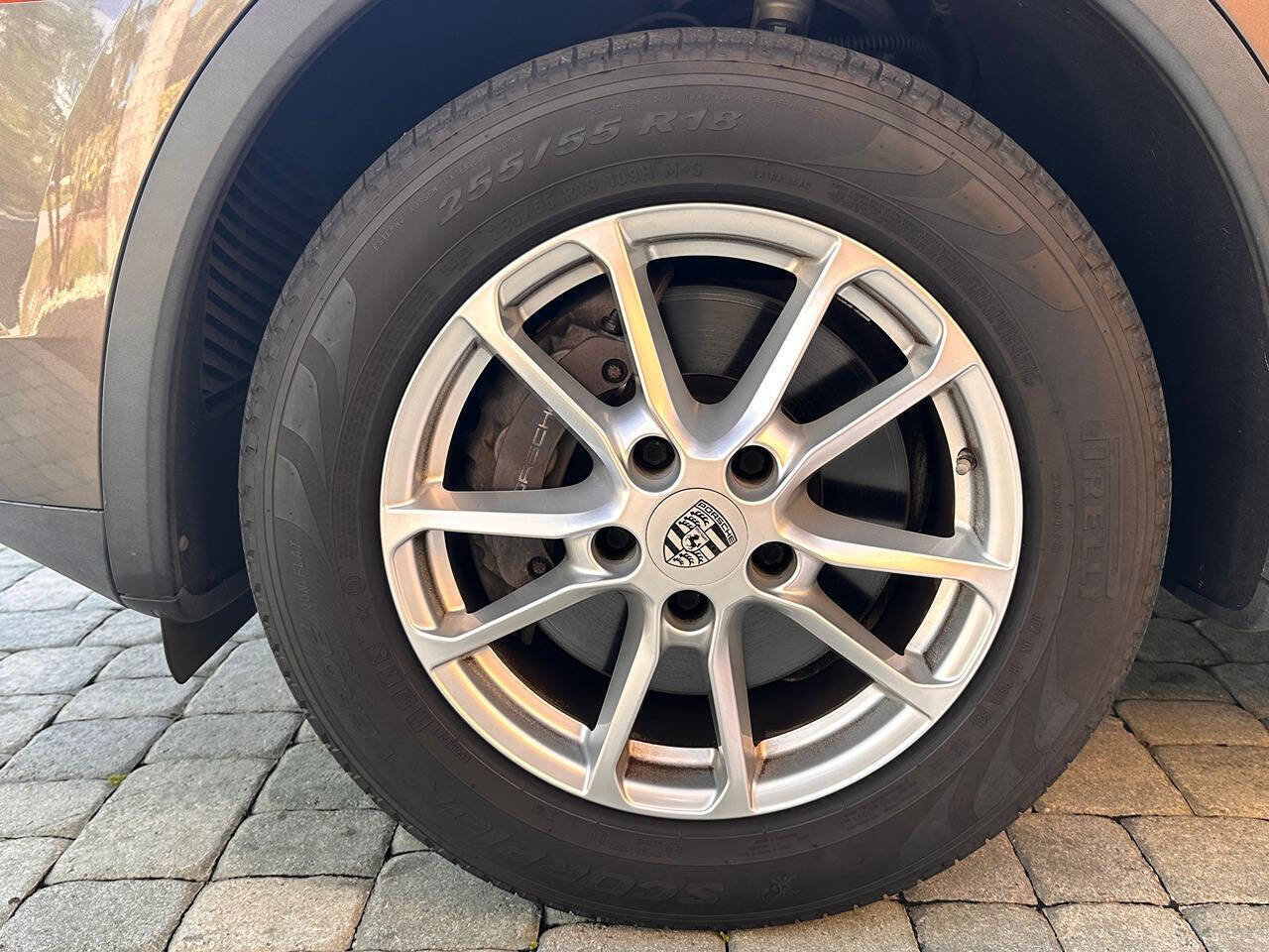 Used 2015 Porsche Cayenne Diesel AWD/4WD image 39