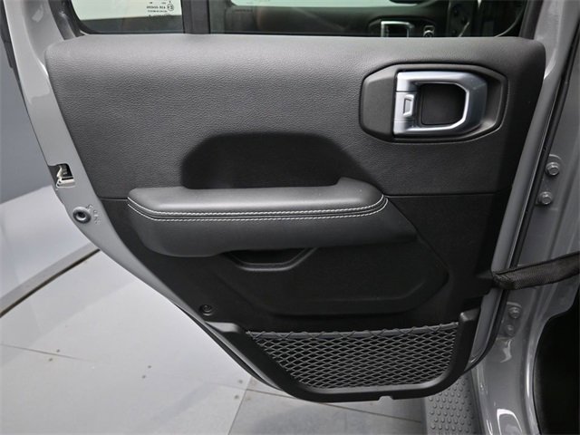 Used 2023 Jeep Wrangler Unlimited Sahara image 28