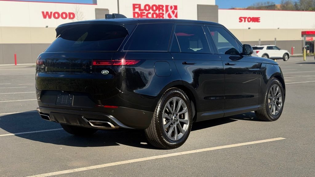 Used 2023 Land Rover Range Rover Sport SE AWD/4WD image 8